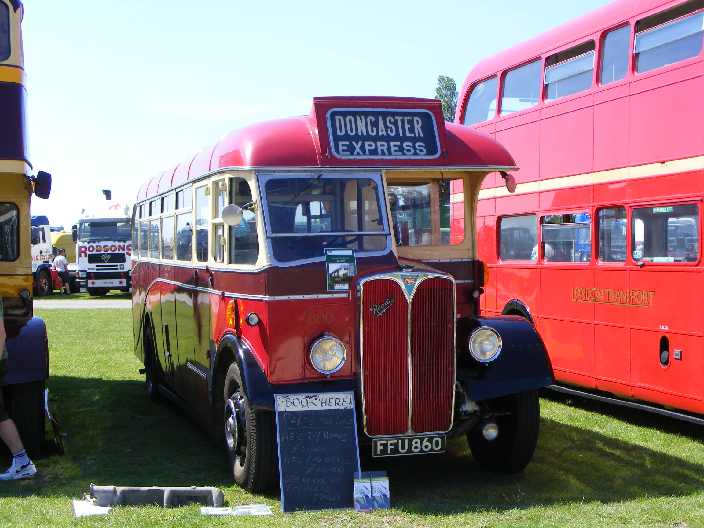 Lincolnshire Road Car SHOWBUS Image Gallery